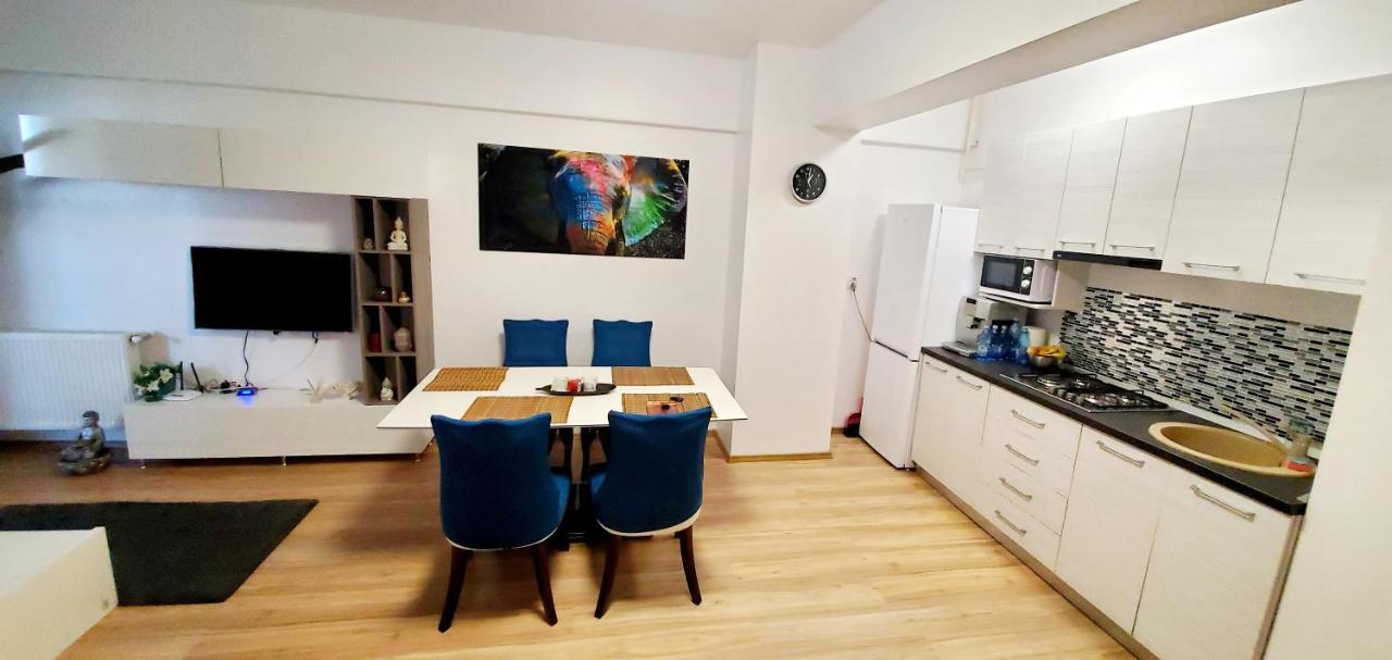Apartament Mamaia Central Lac Siutghiol 2 Apartment Екстериор снимка